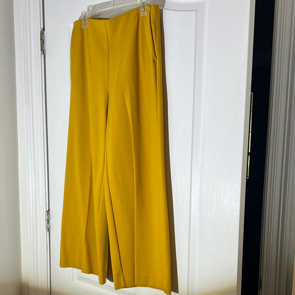 Chico's Mustard Wide-Leg Cropped Pants